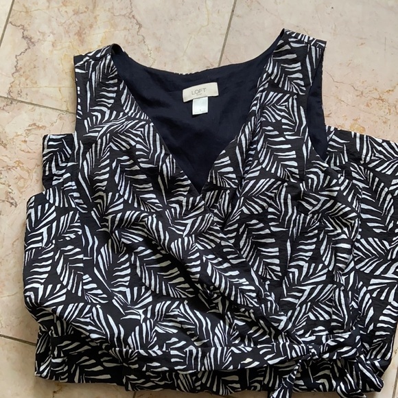 Loft palm print romper - Picture 6 of 8